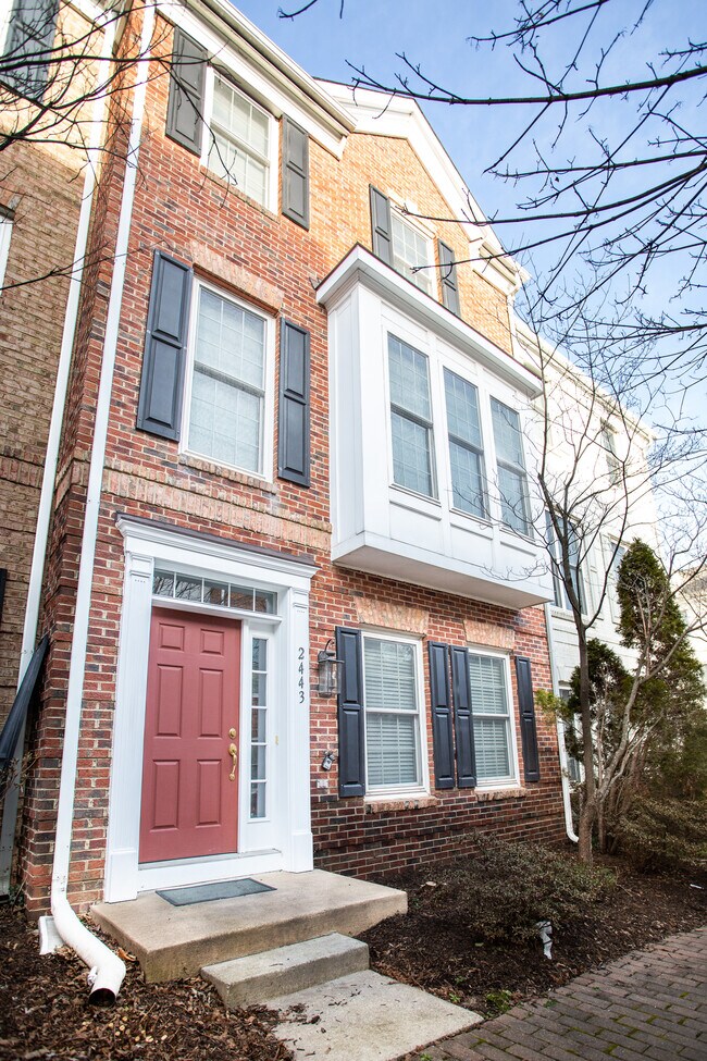 Photo - 2443 Huntington Park Dr Townhome