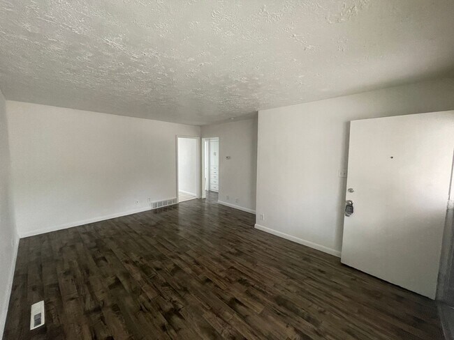 Foto del edificio - 1154-1156 Brooklyn Ave