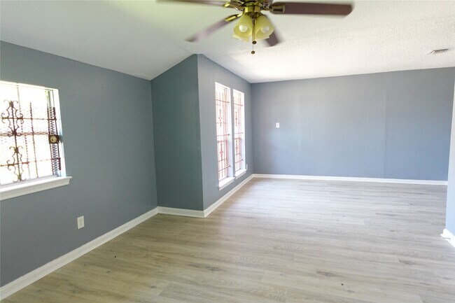 Foto del edificio - 10642 Wolbrook St
