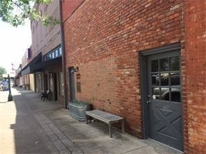 Primary Photo - 1221 Alamo St