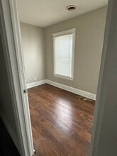 Building Photo - 1132 Monroe Ave