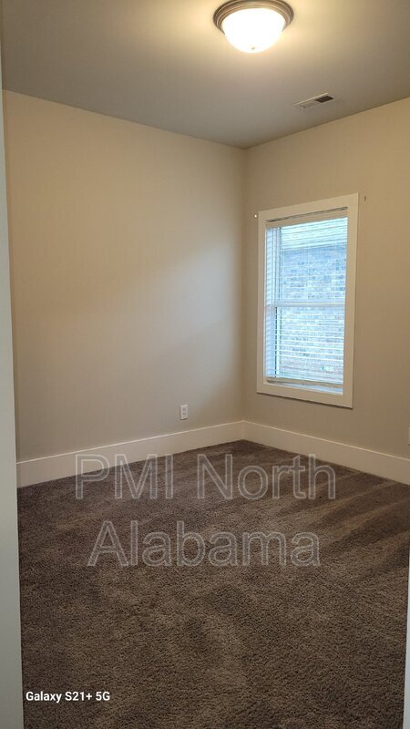 Foto del edificio - 3209 Jordan Farm Cir
