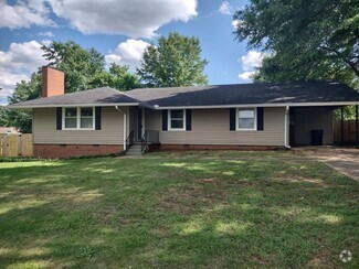 Building Photo - 521 Avalon Pl