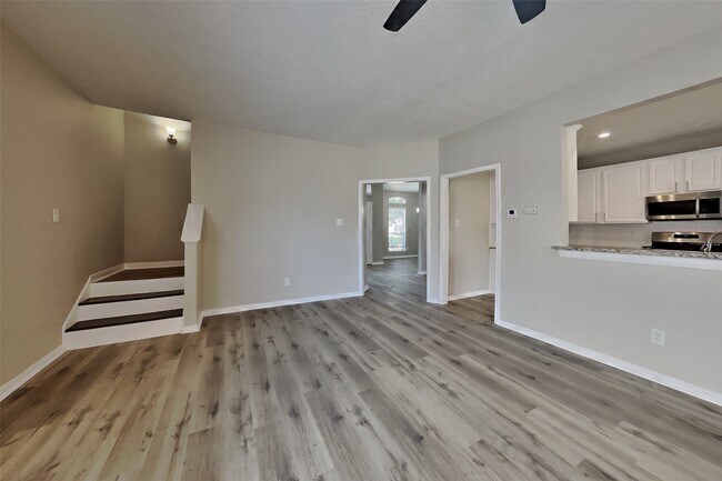 Building Photo - 14918 Laytham Ln
