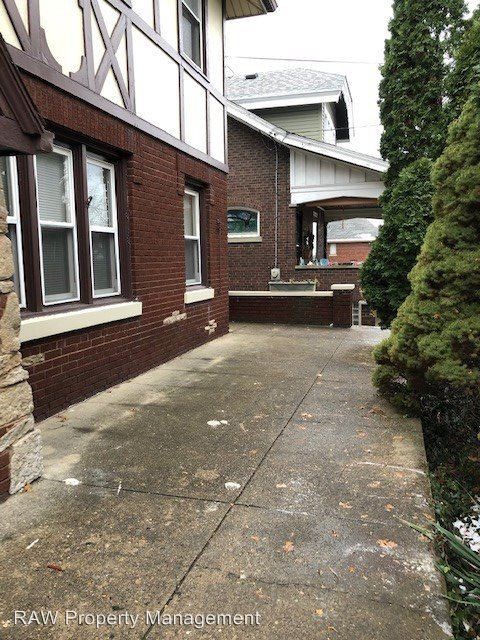 Building Photo - 2106 Harrison Ave