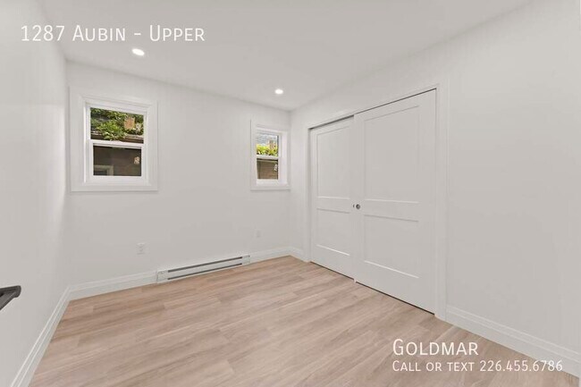 Photo du bâtiment - New Listing