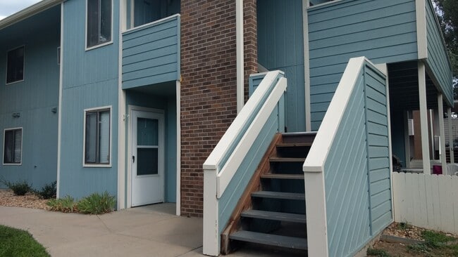 AMAZING LOCATION 2 Bed 1 Bath Townhouse in Lafayette - AMAZING LOCATION 2 Bed 1 Bath Townhouse in Lafayette