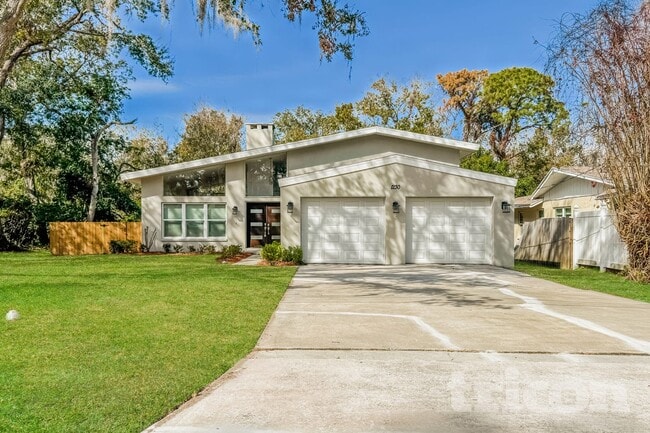 Building Photo - 1230 Kapok Kove Cir