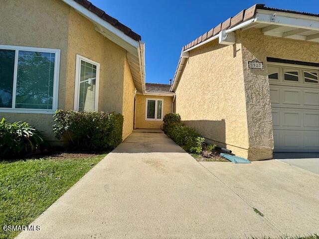 Building Photo - 5927 Dovetail Dr