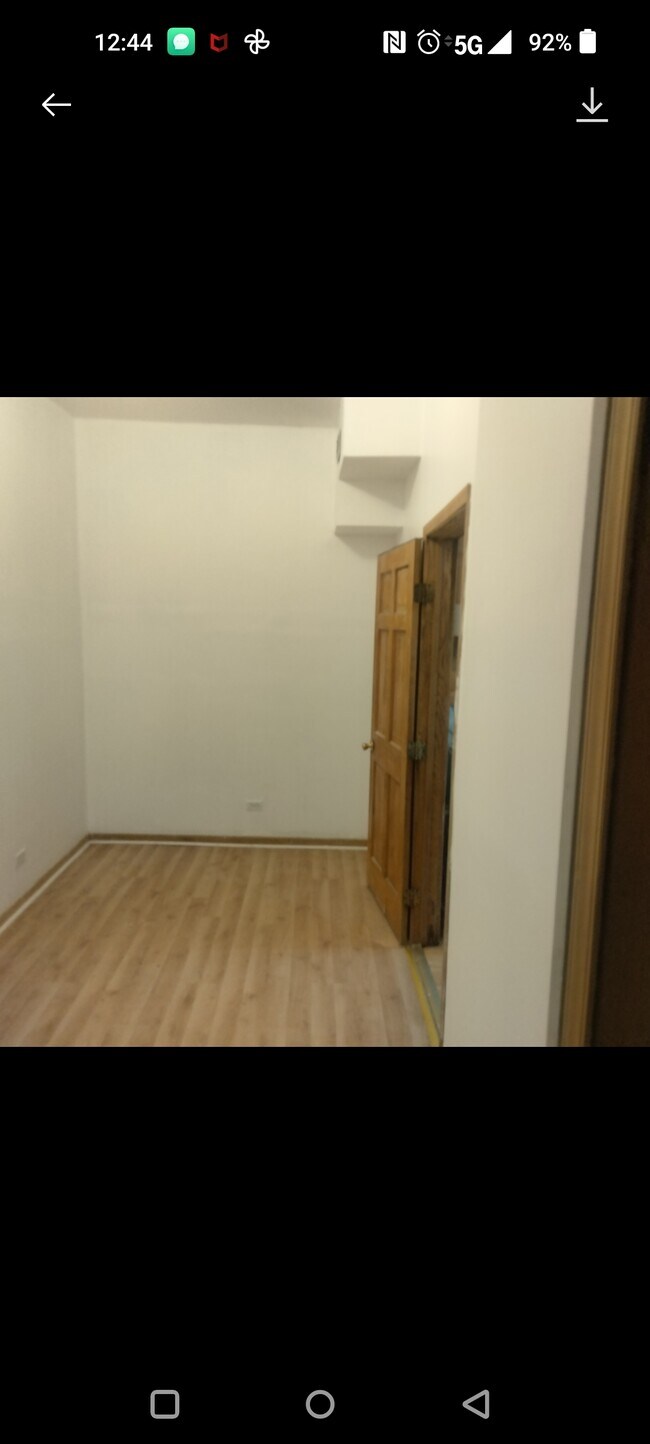 Foto del edificio - 1440 W Barry Ave