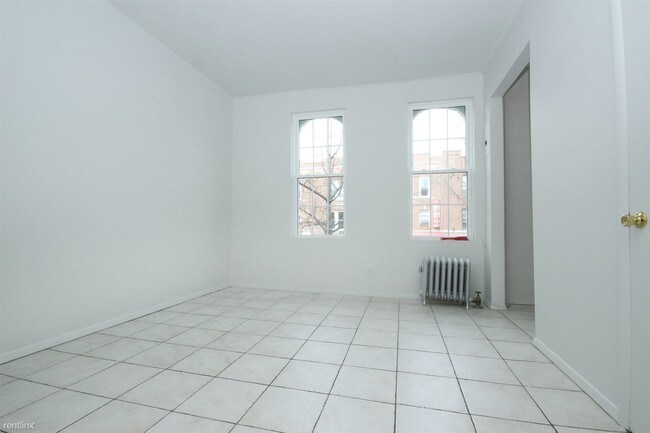 Building Photo - 3518 Ditmars Blvd