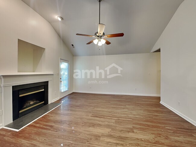 Foto del edificio - 4206 Yaupon Ct