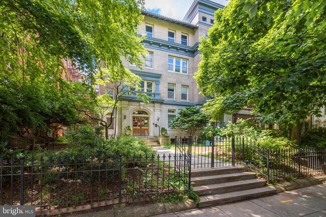 Foto del edificio - 1840 Biltmore St NW