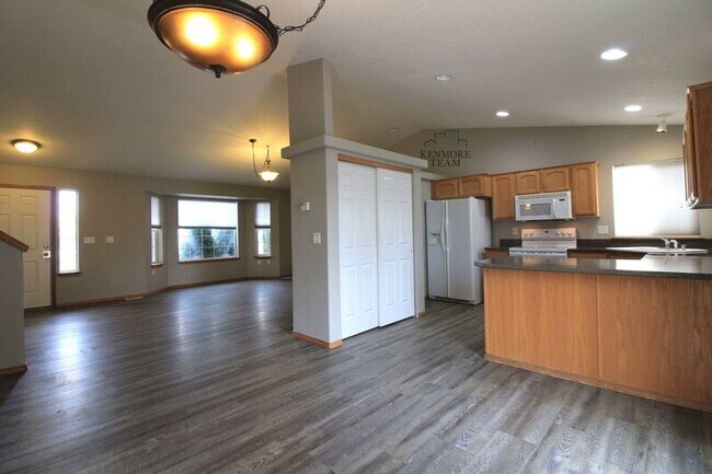 Foto del edificio - 5508 Bakerloo Ln