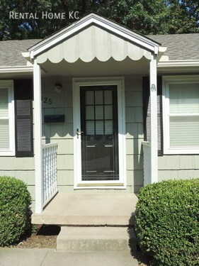 Building Photo - Adorable updated RANCH w/fenced yard  #6325