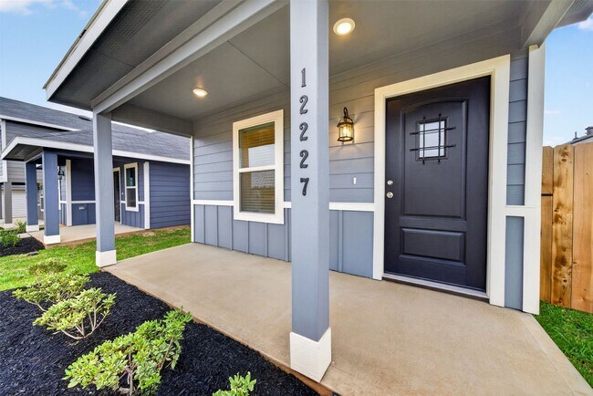 Foto del edificio - 12227 Shield Crest Ct