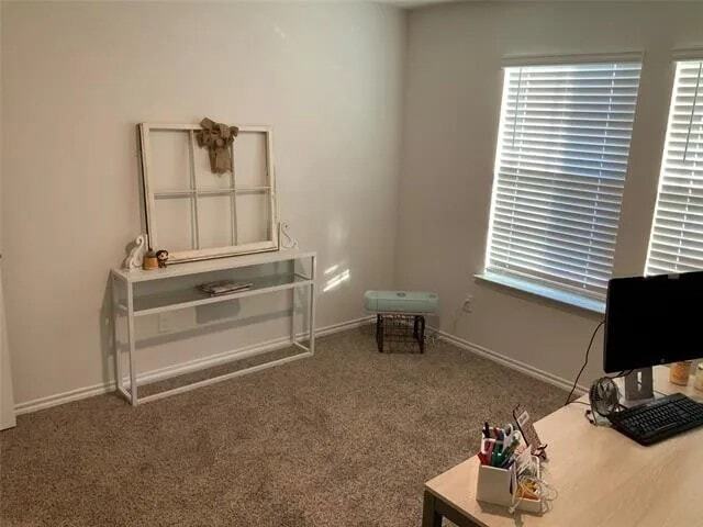 Foto del edificio - 2626 Fieldcrest Ln.