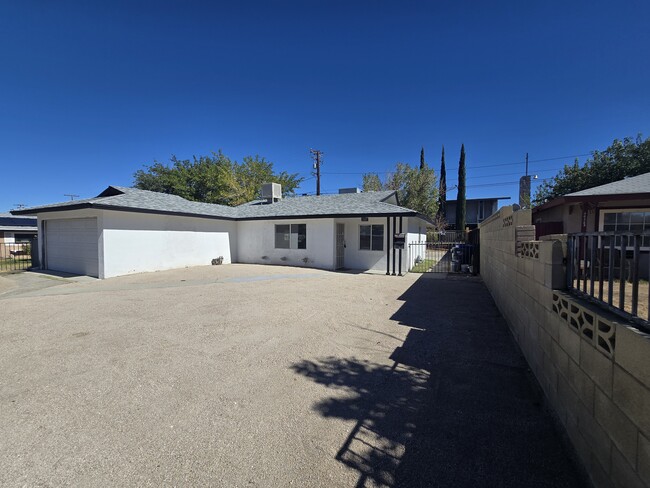 Foto del edificio - 44414 Andale Ave