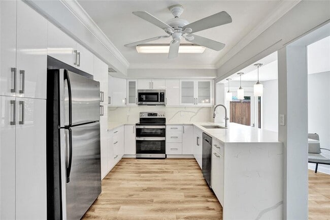 Foto del edificio - 2031 NE 62nd St