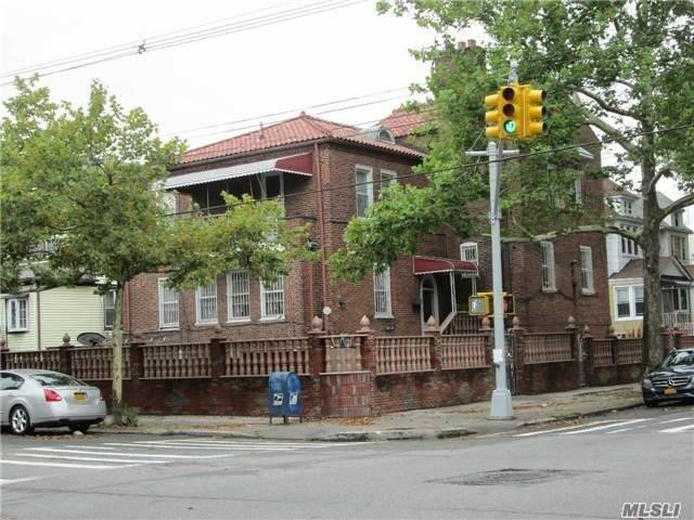 Primary Photo - 10770 Lefferts Blvd