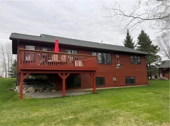 Foto del edificio - 20170 Sugarbrooke Ln