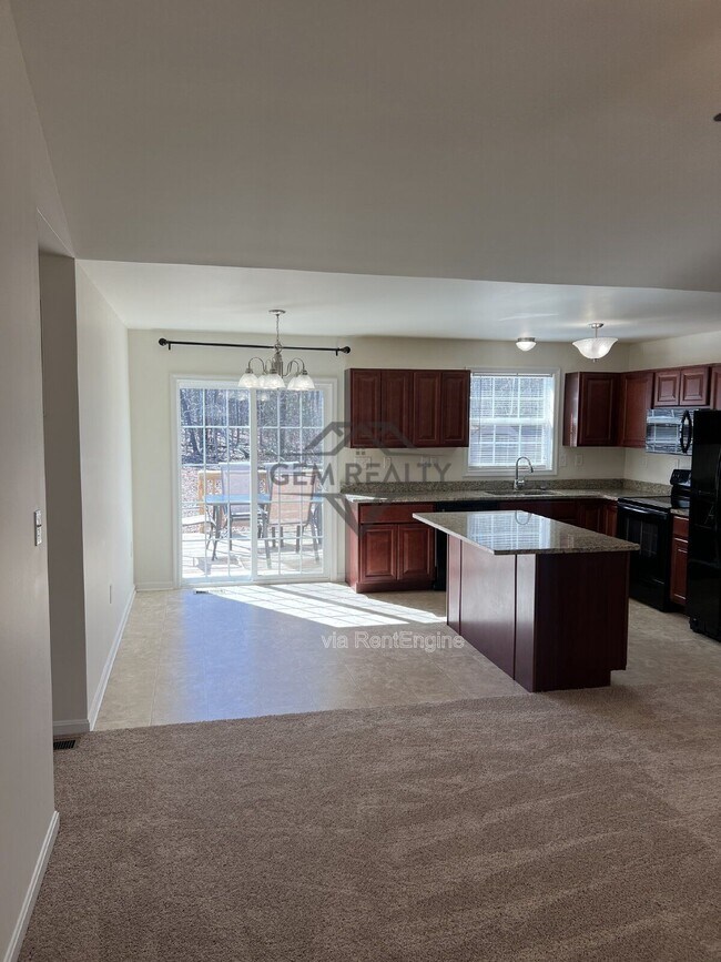 Foto del edificio - 8326 Quicks Way