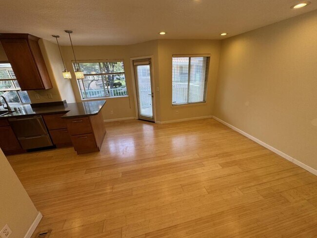 Foto del edificio - 6052 Roma Terrace