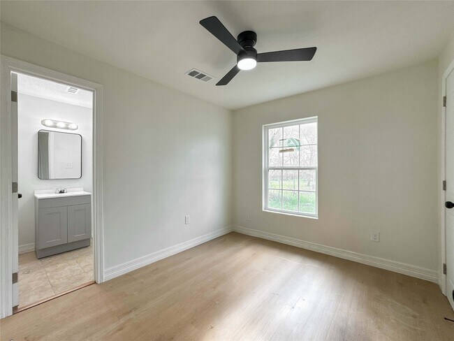 Foto del edificio - 411 Ave A