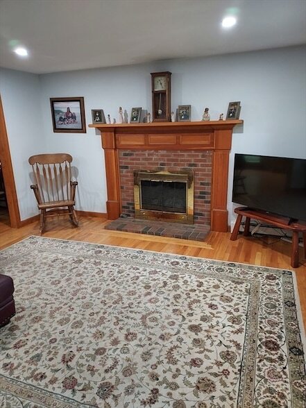 Building Photo - 45 Easterly Dr
