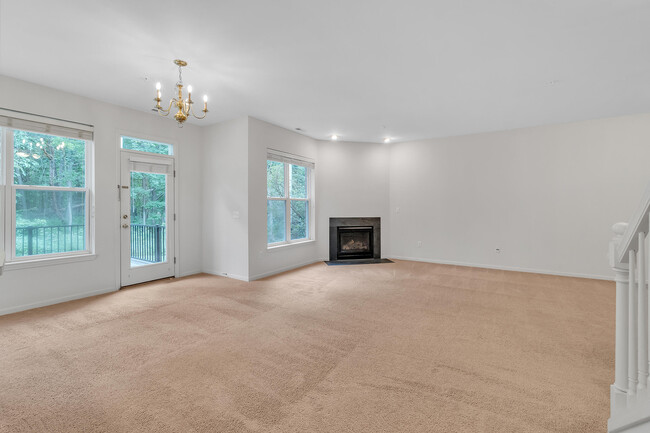 Building Photo - 3133 Asher Rd