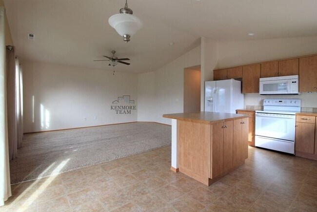 Foto del edificio - 1461 Larkspur Dr