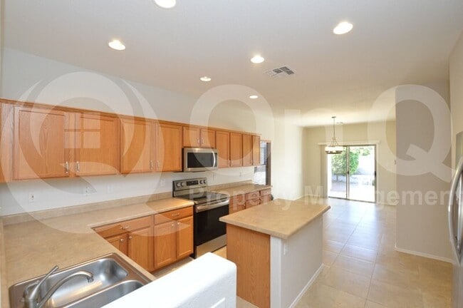 Foto del edificio - 1304 E Clifton Ave