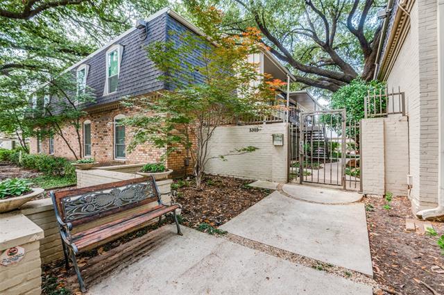 Foto del edificio - 5323 Fleetwood Oaks Ave