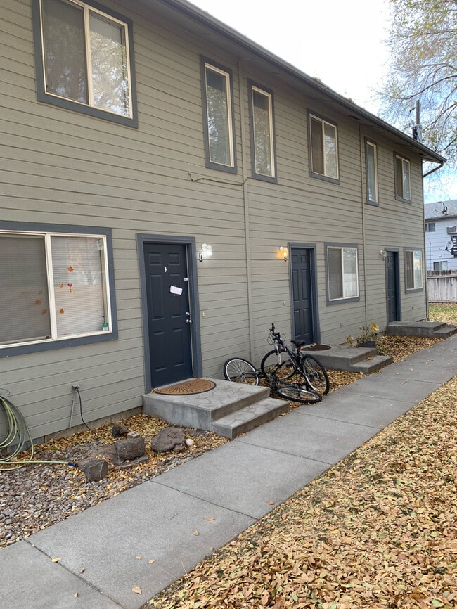 Building Photo - 155 Dewey St