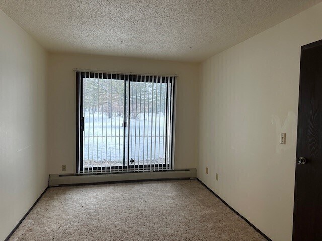 Foto del edificio - 8381 Marigold St