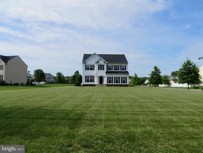Foto del edificio - 42995 Baywood Pl