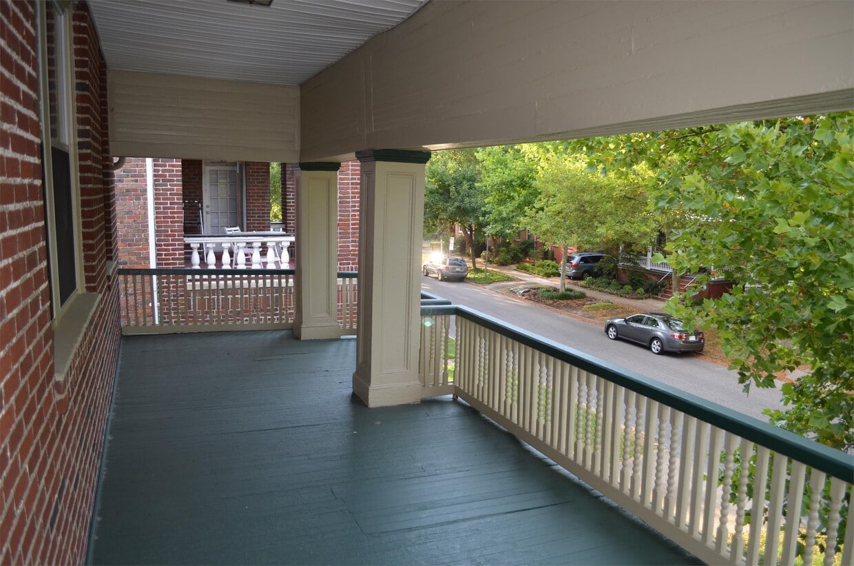 Photo - 621 W Princess Anne Rd (Norfolk, VA)