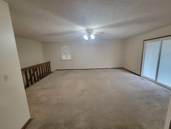 Foto del edificio - 1709 N Brunswick Ln