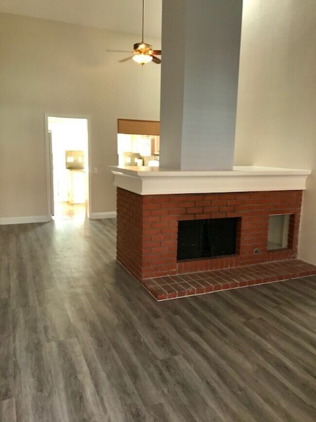 17 Wellesley, Irvine, CA 92612 House Rental in Irvine, CA