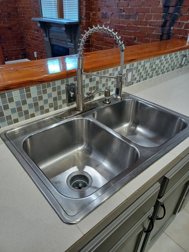Foto del edificio - 4224 Chouteau Ave