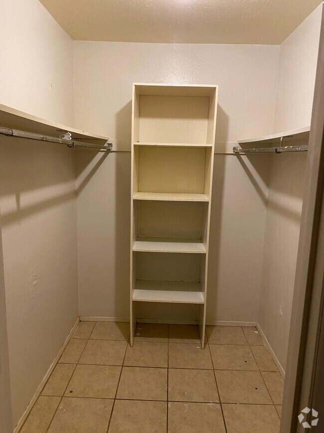 Southern Terrace Apartments under 1,000 Albuquerque, NM 2 Rentals