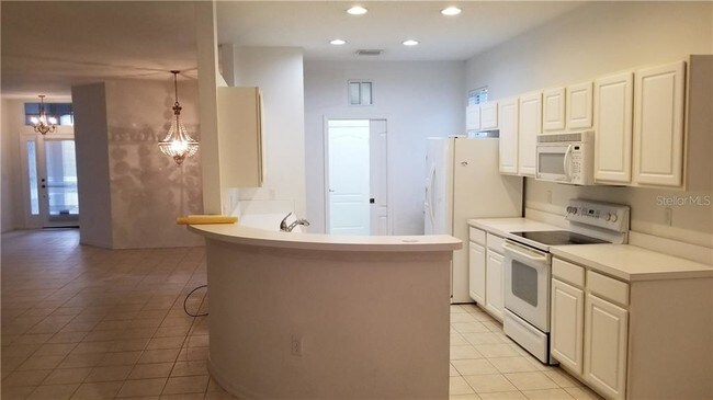 Building Photo - 870 Greystone Ln