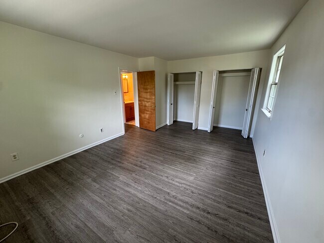 Foto del edificio - 306 E Ridley Ave