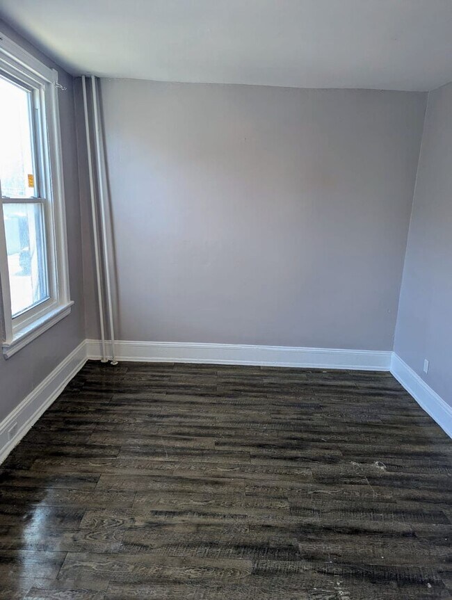 Building Photo - 4241 W Stiles St