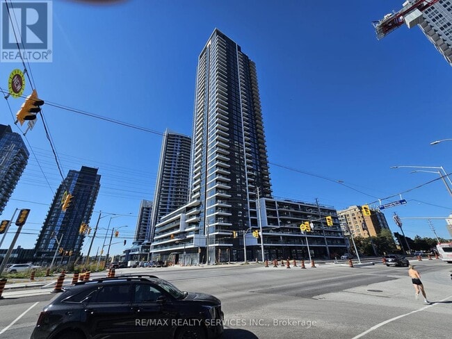 Building Photo - 15 Watergarden Dr
