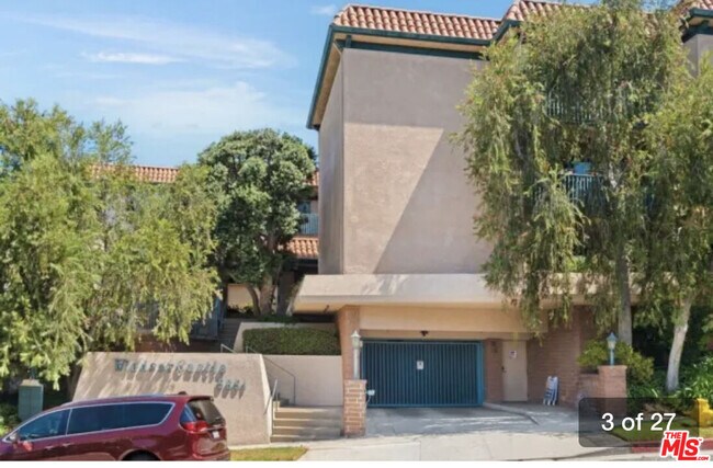 Foto del edificio - 5651 Windsor Way