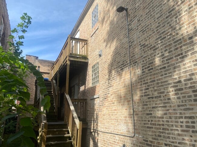 Building Photo - 1253 W 80th St
