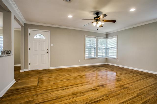Building Photo - 3945 Hawick Ln