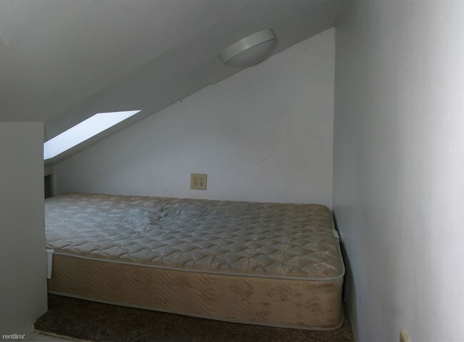 Building Photo - 448 NH Route 140