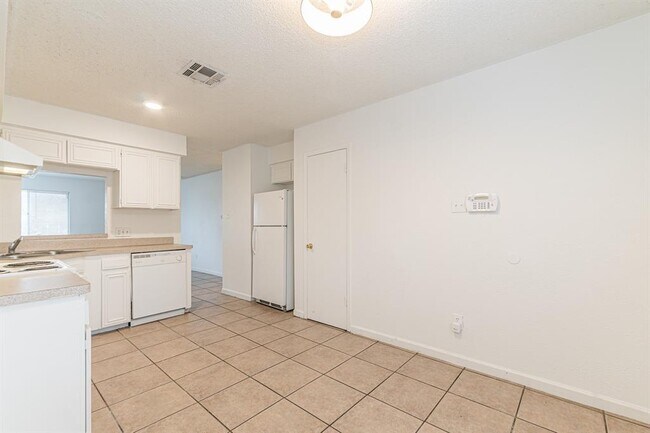 Foto del edificio - 311 W William Cannon Dr